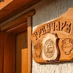 Complex Starite Kashti Pensionat Medovo