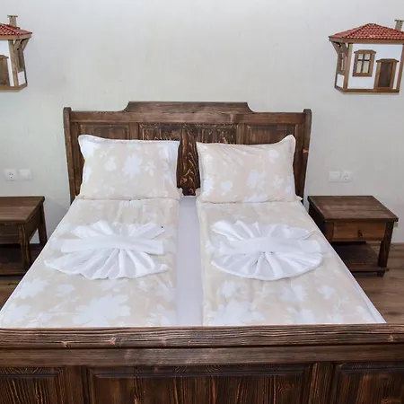 Complex Starite Kashti Pensión