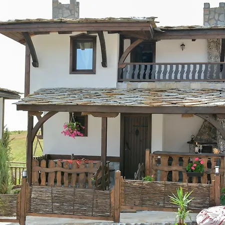 Pensión Complex Starite Kashti