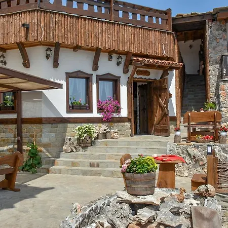 Pensión Complex Starite Kashti 4*