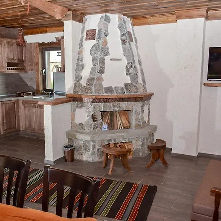 Complex Starite Kashti Medovo