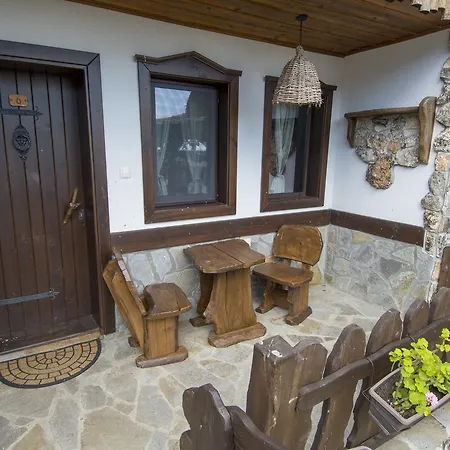 Complex Starite Kashti Pensión