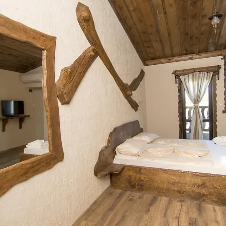 Complex Starite Kashti Pensión