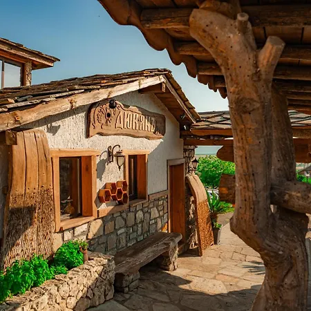 Vendégház Complex Starite Kashti 4*