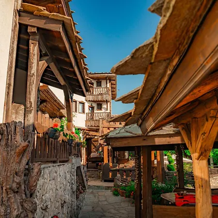 Complex Starite Kashti Vendégház 4*