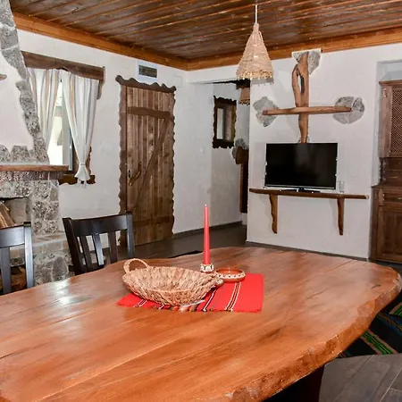 Gæstehus Complex Starite Kashti