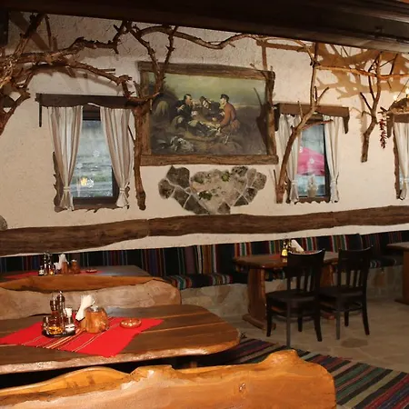 Gæstehus Complex Starite Kashti Medovo