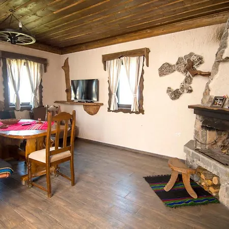 Complex Starite Kashti Gæstehus