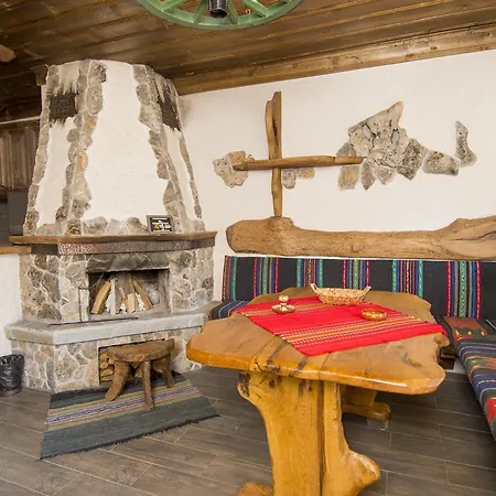 Gæstehus Complex Starite Kashti Medovo