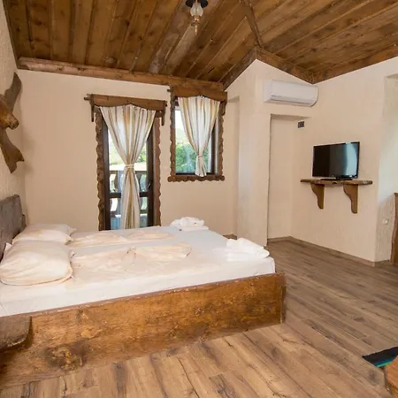 Gæstehus Complex Starite Kashti 4*