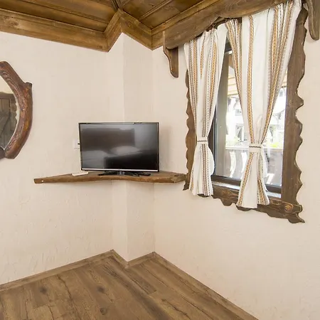 Complex Starite Kashti Medovo